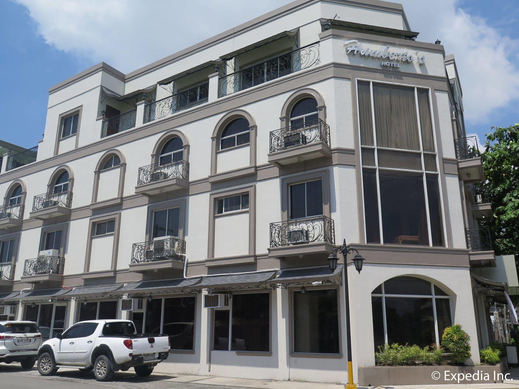 Oyo 414 Humberto'S Hotel Davao Exterior foto